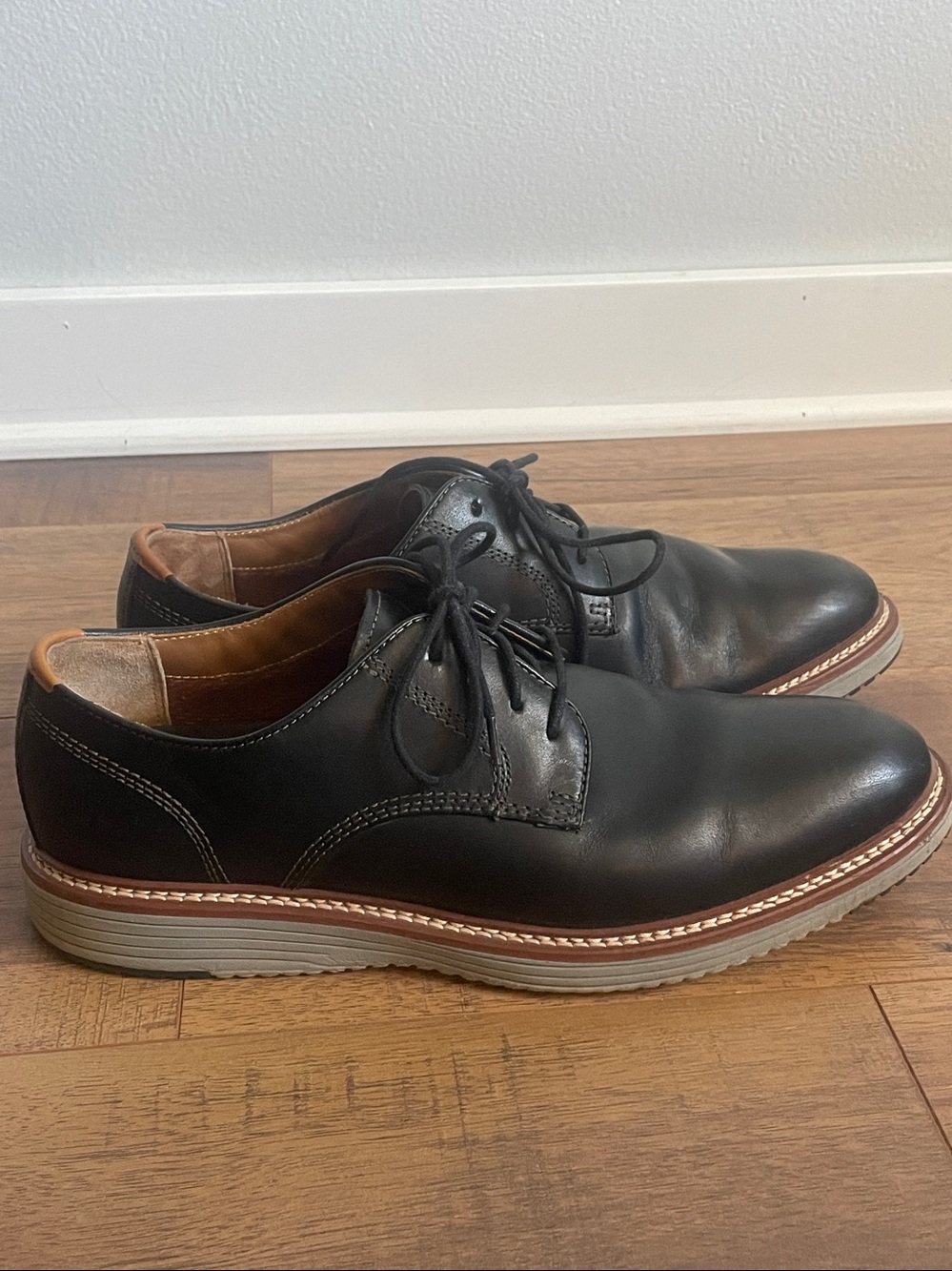 Johnston & Murphy Upton Leather Oxfords Size 9